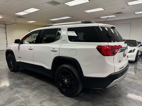 Used 2019 GMC Acadia SLT FWD image 10