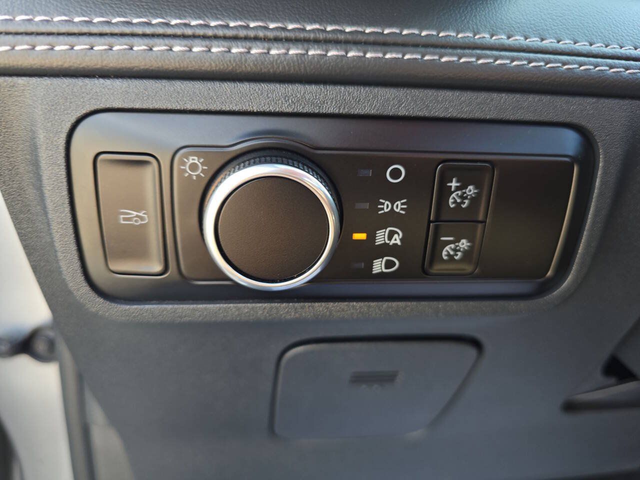 Used 2025 Ford Mustang Premium RWD image 15