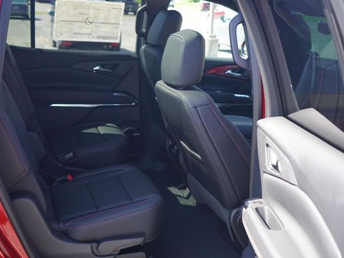 New 2026 Chevrolet Traverse Z71 w/ Enhanced Driving Package image 30