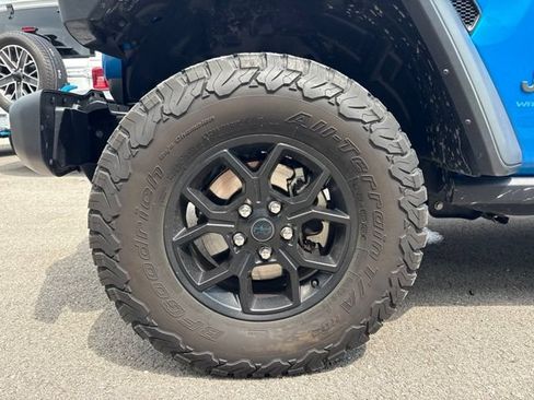Used 2024 Jeep Wrangler Unlimited AWD/4WD image 19