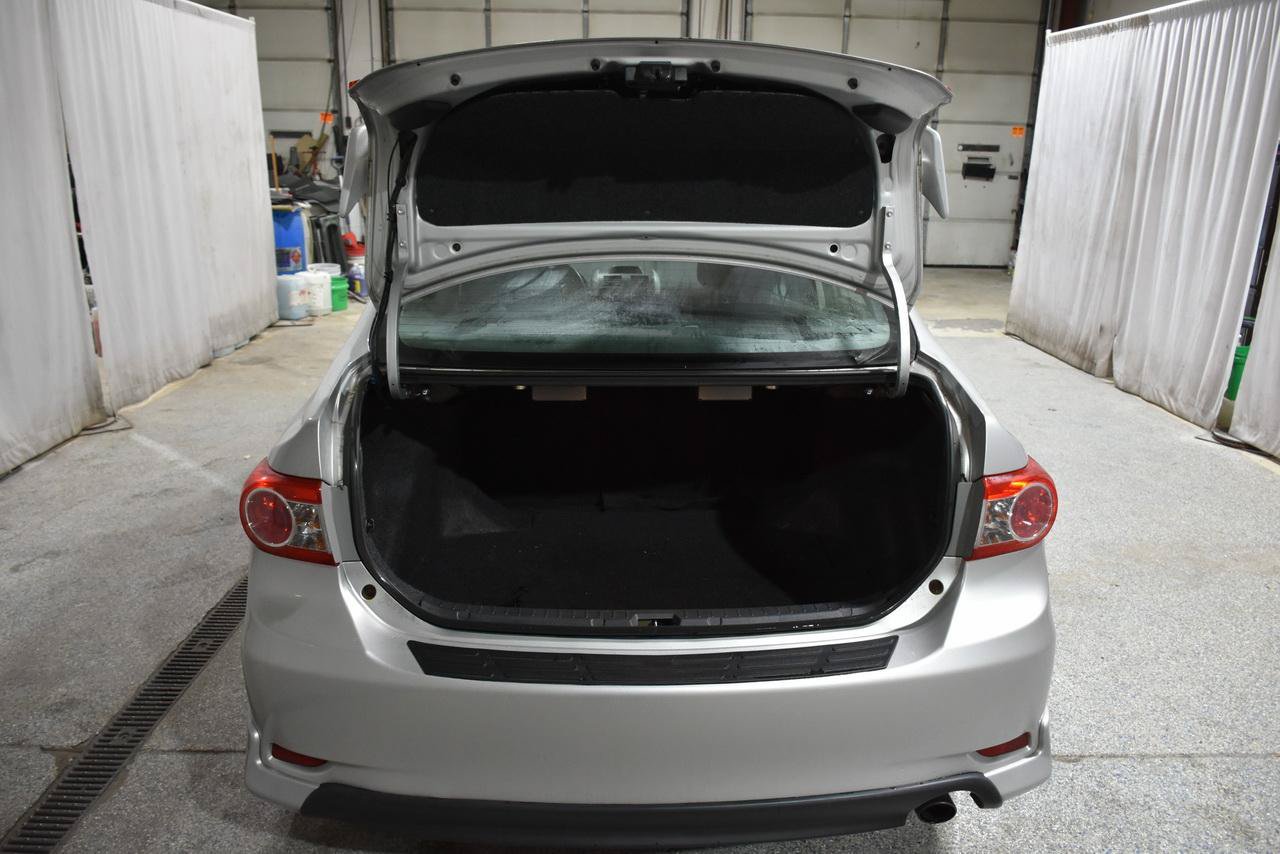 Used 2012 Toyota Corolla S FWD image 24