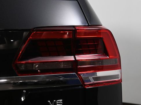 Used 2019 Volkswagen Atlas SEL Premium AWD/4WD image 13