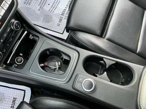 Used 2020 Mercedes-Benz GLA 250 GLA 250 4MATIC SUV image 23