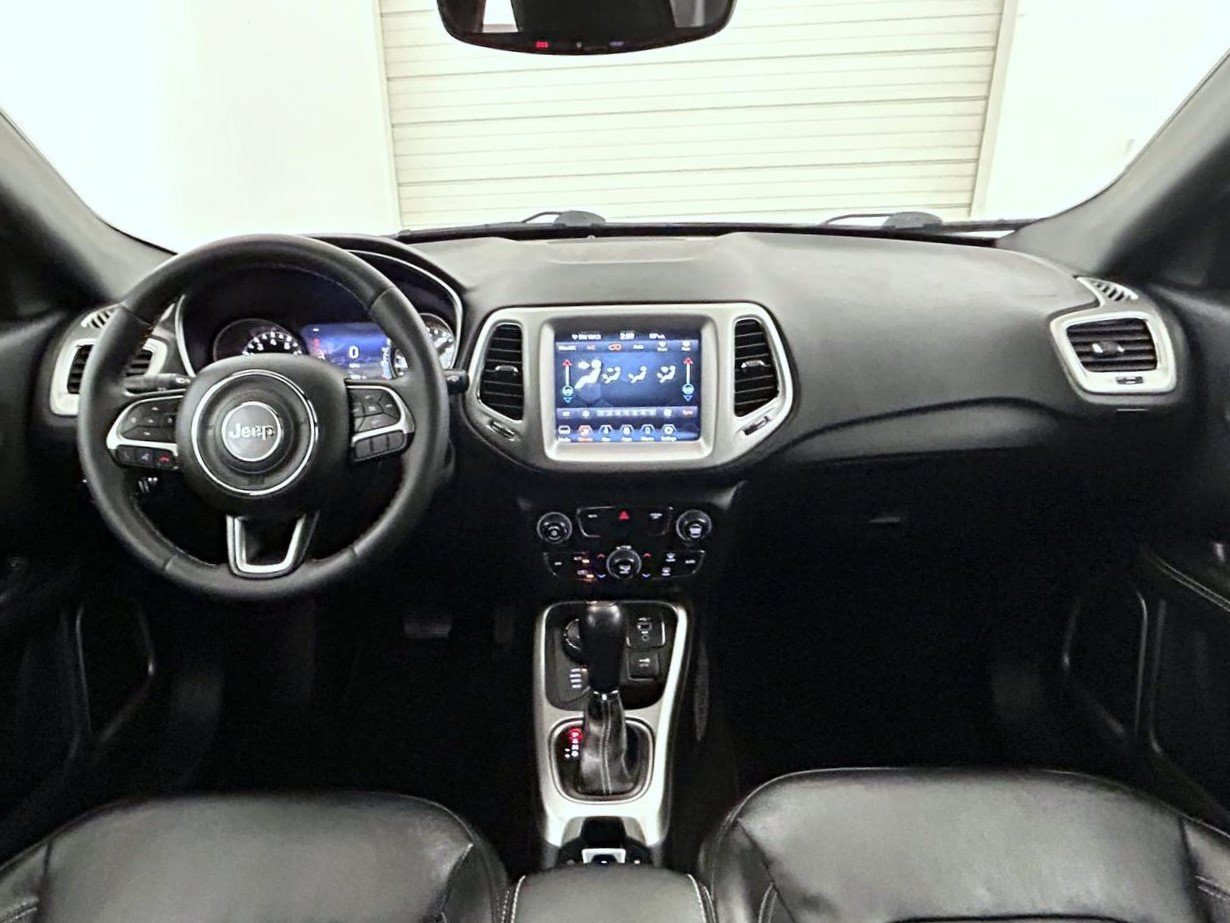 Used 2021 Jeep Compass Latitude AWD/4WD image 13
