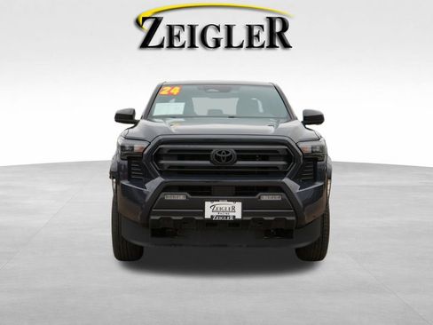 Used 2024 Toyota Tacoma SR5 image 2