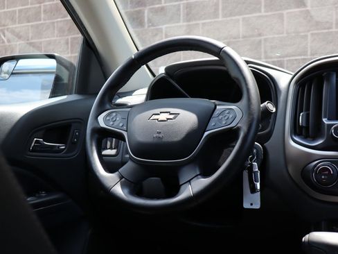 Used 2019 Chevrolet Colorado Z71 AWD/4WD image 44