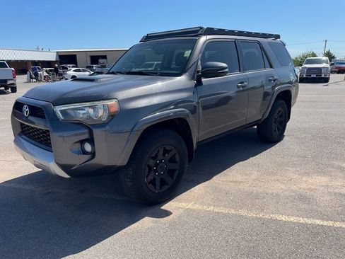 Used 2015 Toyota 4Runner Trail Premium image 1