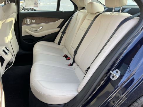 Certified 2021 Mercedes-Benz E 350 4MATIC Sedan image 23