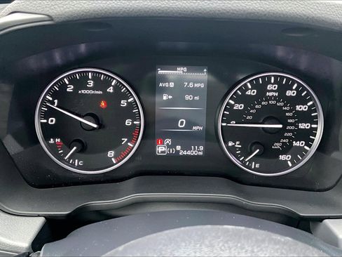 Used 2024 Subaru Crosstrek 2.0i Premium image 18