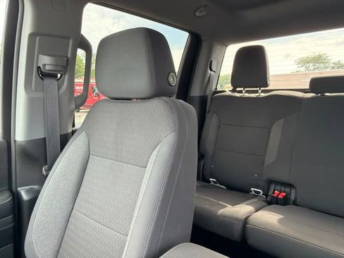 Used 2025 GMC Sierra 3500 SLE w/ SLE Value Package AWD/4WD image 9
