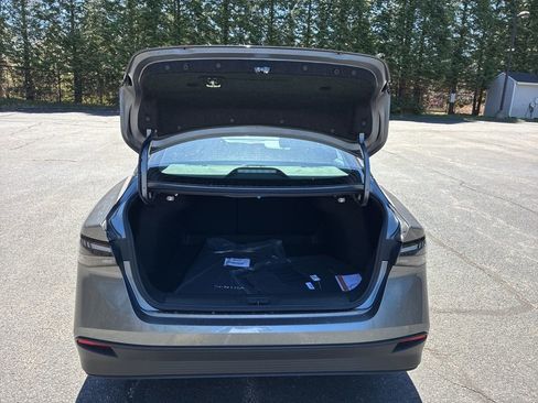 New 2026 Nissan Sentra SV w/ Floor Mat Package FWD image 12
