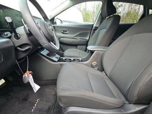 Used 2024 Hyundai Kona SEL image 5
