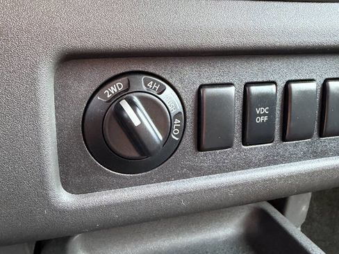 Used 2006 Nissan Xterra S w/ (U01) Utility Pkg AWD/4WD image 22