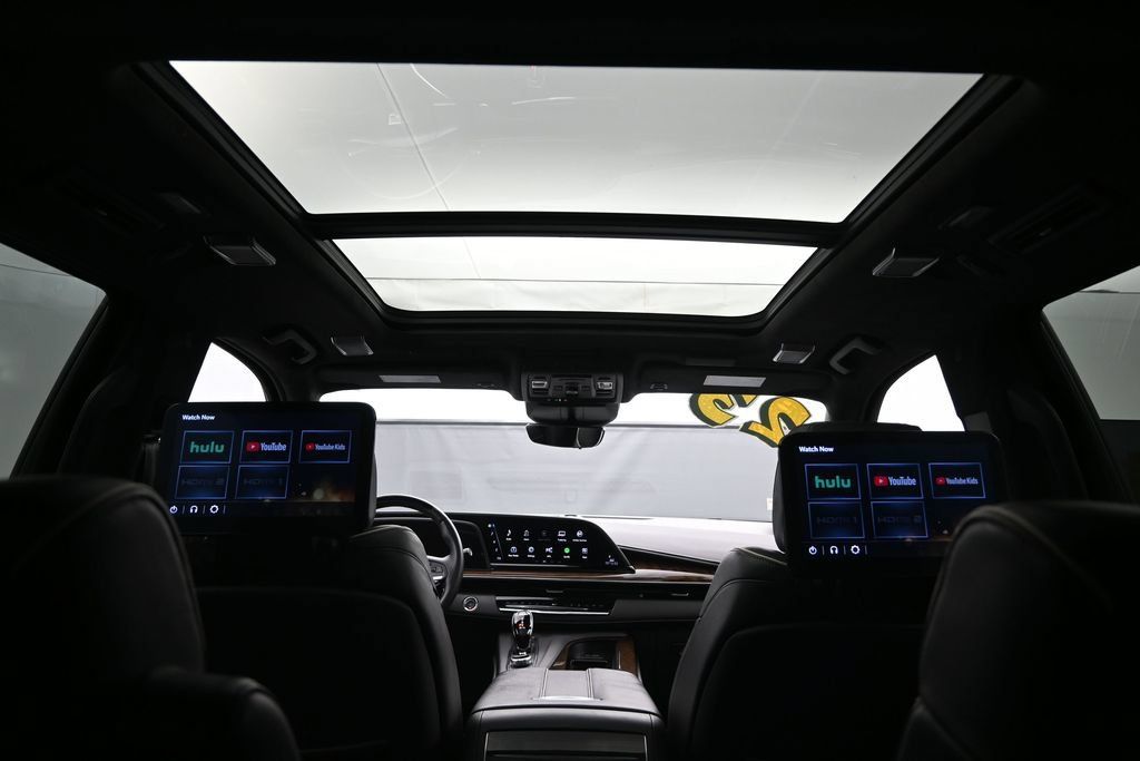 Certified 2023 Cadillac Escalade ESV Sport Platinum w/ LPO, ONYX Package AWD/4WD image 30