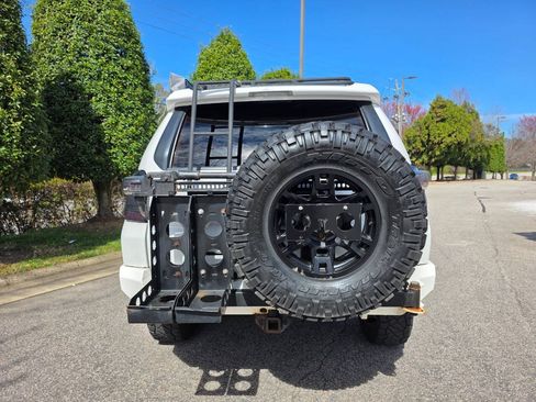 Used 2015 Toyota 4Runner TRD Pro AWD/4WD image 4