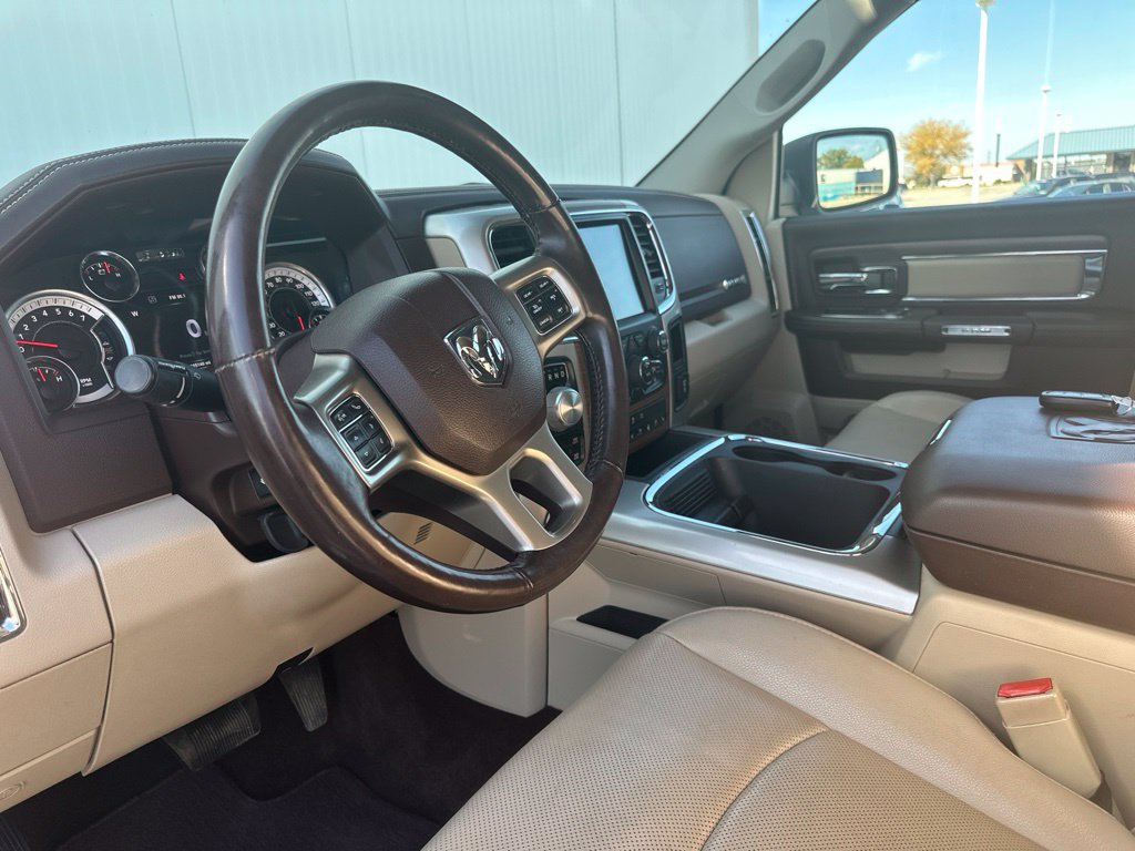 Used 2017 RAM 1500 Laramie w/ Convenience Group AWD/4WD image 15