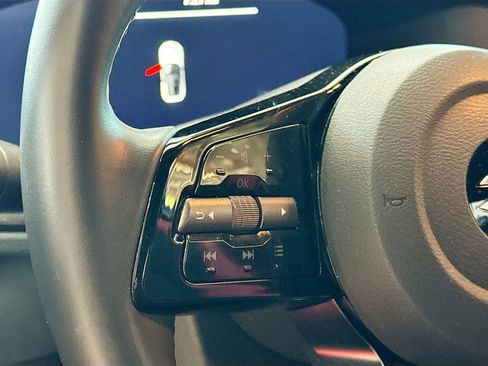 Used 2025 Nissan Z Performance w/ Floor Mat Package image 10