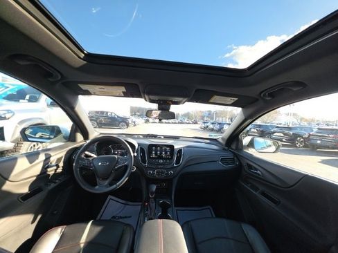 Used 2022 Chevrolet Equinox RS w/ RS Leather Package image 13
