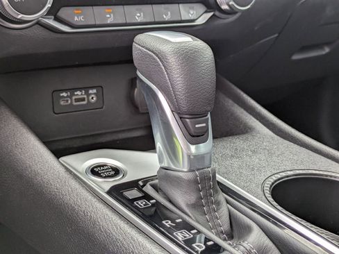 Used 2025 Nissan Altima 2.5 SV FWD image 23