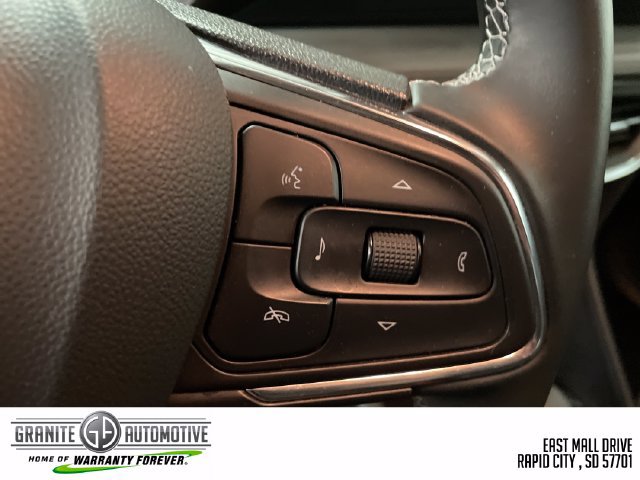 Used 2025 Buick Encore GX Preferred AWD/4WD image 32