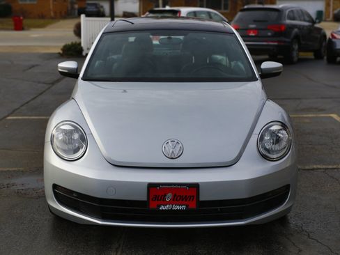 Used 2012 Volkswagen Beetle 2.5 image 2
