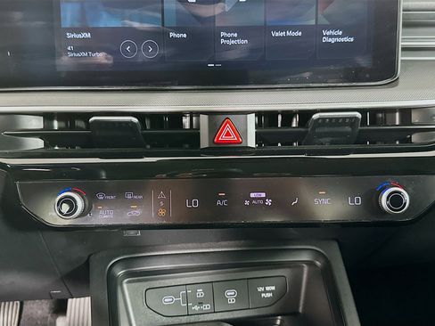 Used 2025 Kia K5 LXS image 23