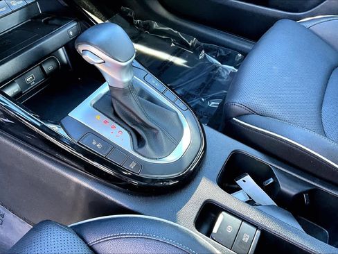 Used 2023 Kia Forte GT-Line w/ GT-Line Premium Package image 16