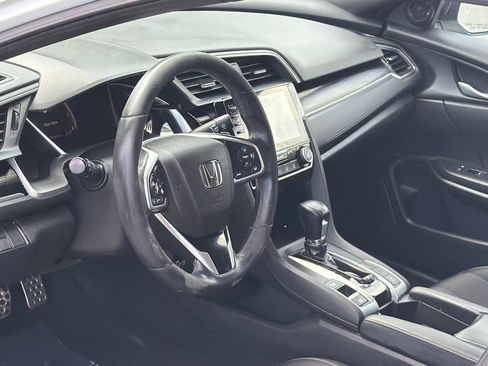 Used 2020 Honda Civic Sport image 9