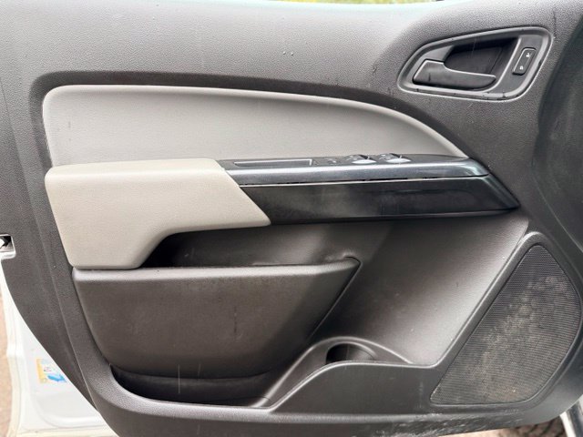 Used 2021 Chevrolet Colorado W/T w/ WT Convenience Package AWD/4WD image 16