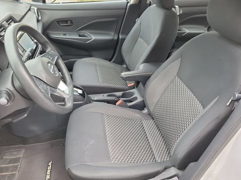 Used 2020 Nissan Versa S FWD image 10