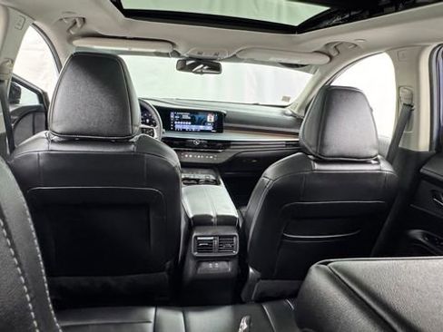 Certified 2025 Nissan Murano SL AWD/4WD image 18