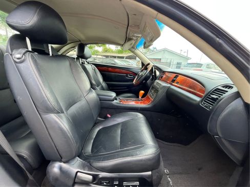 Used 2002 Lexus SC 430 Convertible image 22