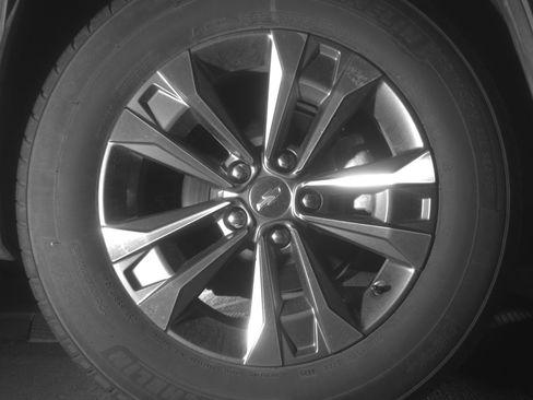 Used 2025 Chevrolet Equinox LT image 15