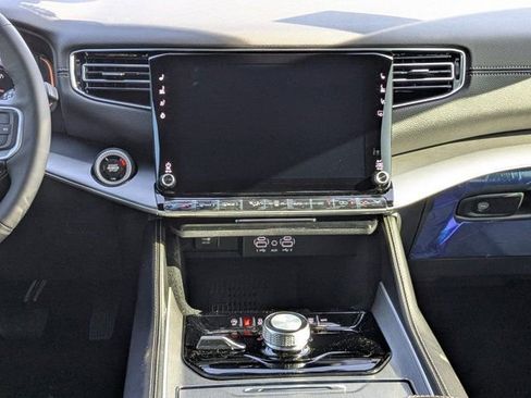 New 2026 Jeep Grand Wagoneer Limited w/ Premium Group II image 20