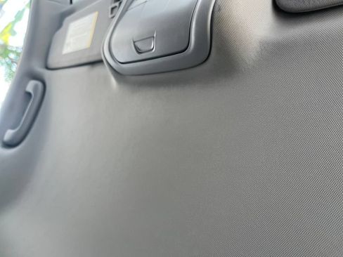 Used 2023 Chevrolet Equinox LT AWD/4WD image 18