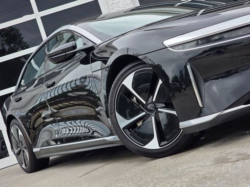 Used 2024 Lucid Air Touring AWD/4WD image 12