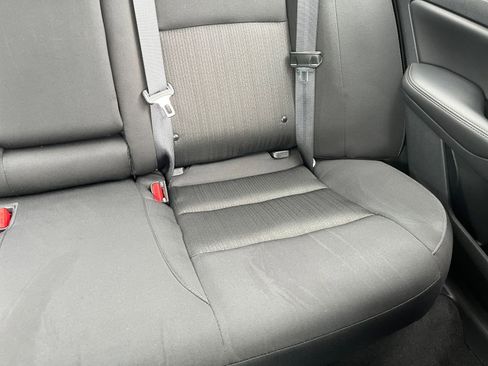 Used 2025 Nissan Altima 2.5 SV FWD image 38