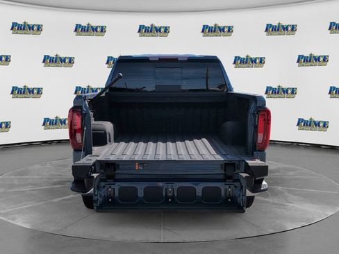 Used 2024 GMC Sierra 1500 SLT w/ SLT Premium Plus Package AWD/4WD image 10