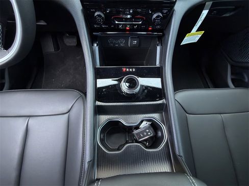 New 2025 Jeep Grand Cherokee Limited image 17