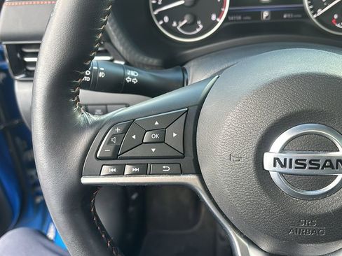 Used 2020 Nissan Sentra SR w/ Premium Package image 17