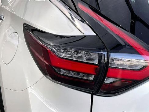 Certified 2024 Nissan Murano Platinum w/ Cargo Package image 28