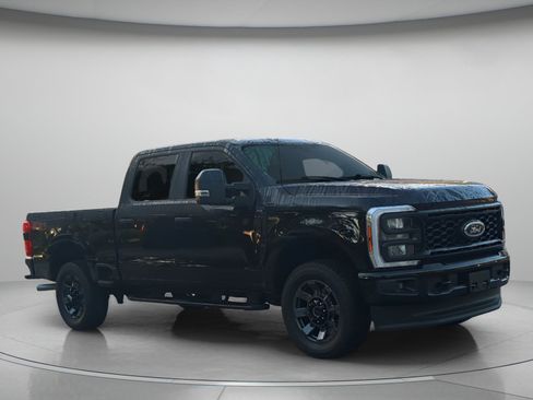 Certified 2024 Ford F250 XL w/ STX Appearance Package AWD/4WD image 38