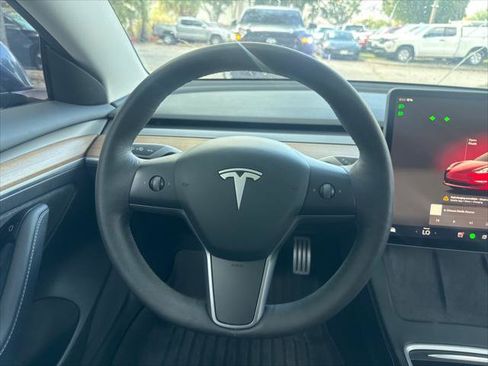 Used 2022 Tesla Model 3 Performance image 27