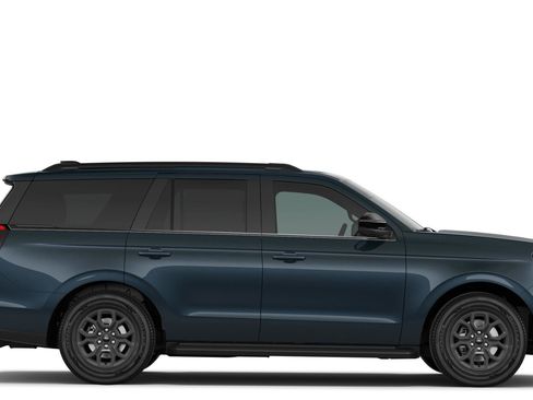 New 2026 Ford Expedition Active image 5