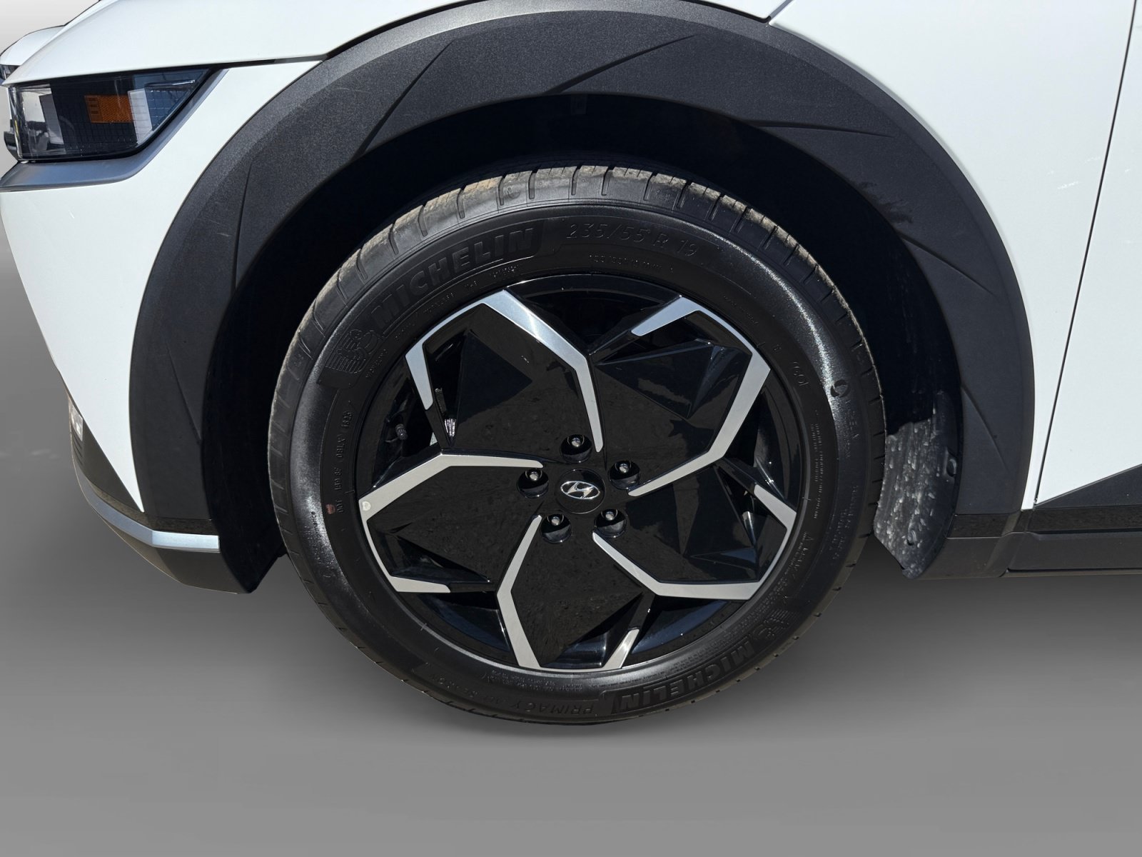 Certified 2024 Hyundai Ioniq 5 SEL RWD image 9