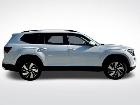 New 2026 Volkswagen Atlas SE FWD image 4