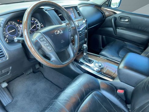 Used 2014 INFINITI QX80 2WD w/ Deluxe Touring Package image 4
