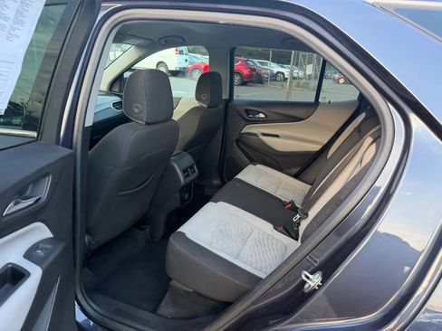 Used 2018 Chevrolet Equinox LT FWD image 28