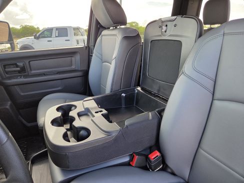 New 2026 RAM 3500 Tradesman AWD/4WD image 35