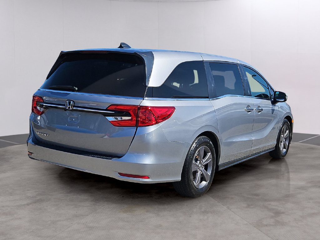 Certified 2024 Honda Odyssey EX image 4